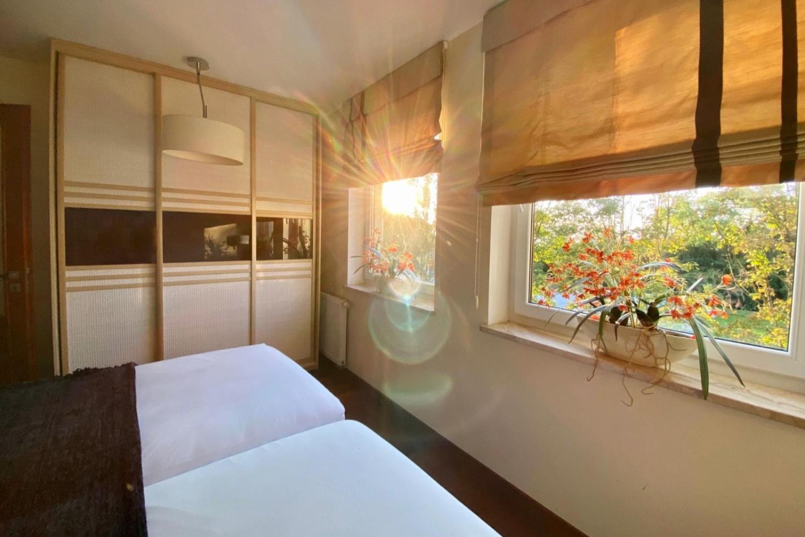 Seaside Apartment With Parking & Ac - 150 M To The Beach By Noclegi Renters Miedzyzdroje Buitenkant foto